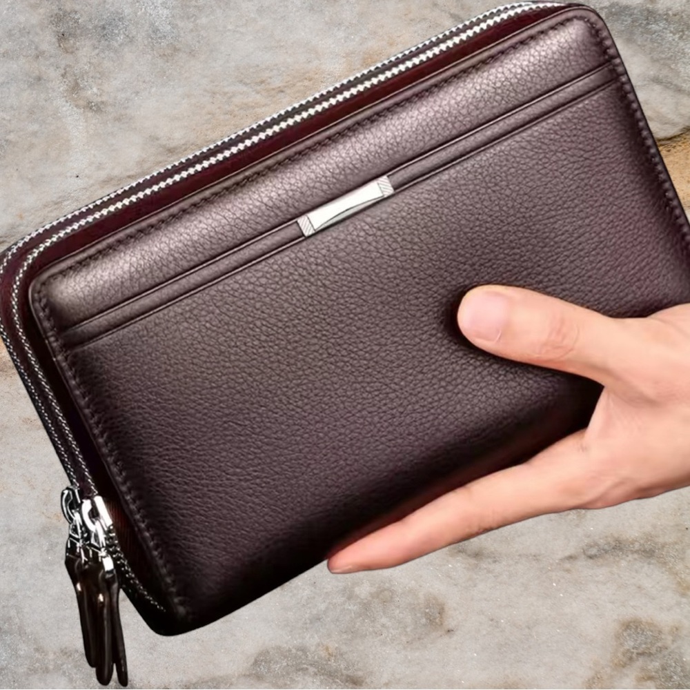 NWT Looking for the perfect gift? Give your man a great quality wallet!